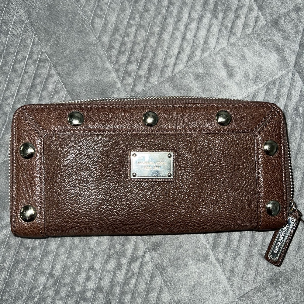 Michael Kors Dark Brown Leather Jet Set Zip Around Wallet 🤎